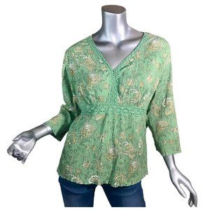 Krazy Kat Women's Large Crinkle Crepe Textured Fabric Floral V Neck Blouse Green